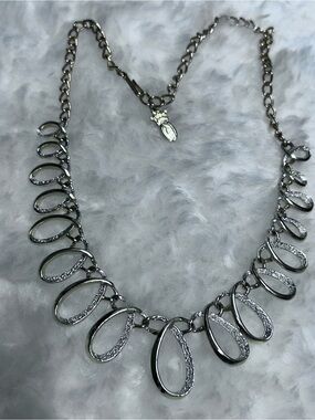 NEW Teardrop Loop Necklace